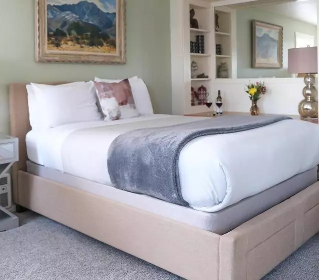 Hotelli The Landmark Inn On Orcas Island