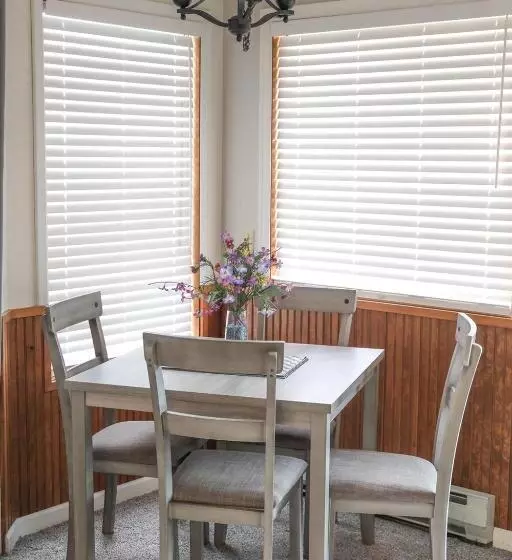 Hotelli The Landmark Inn On Orcas Island