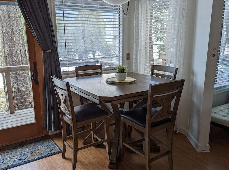 ホテル The Landmark Inn On Orcas Island