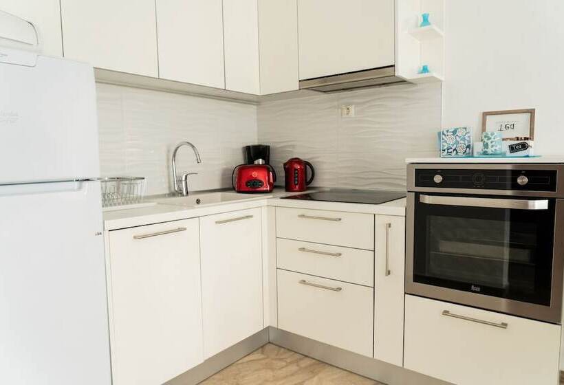 호텔 Zennova Aelia Apartments 6