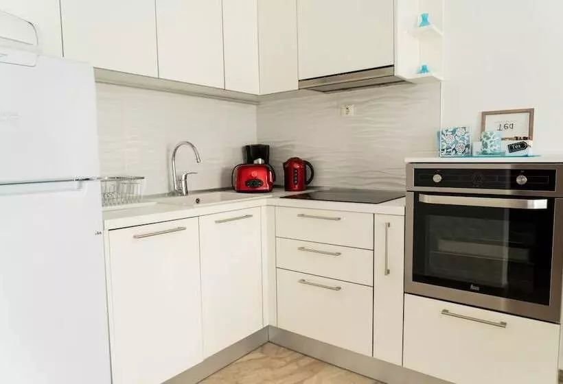 Hotelli Zennova Aelia Apartments 6