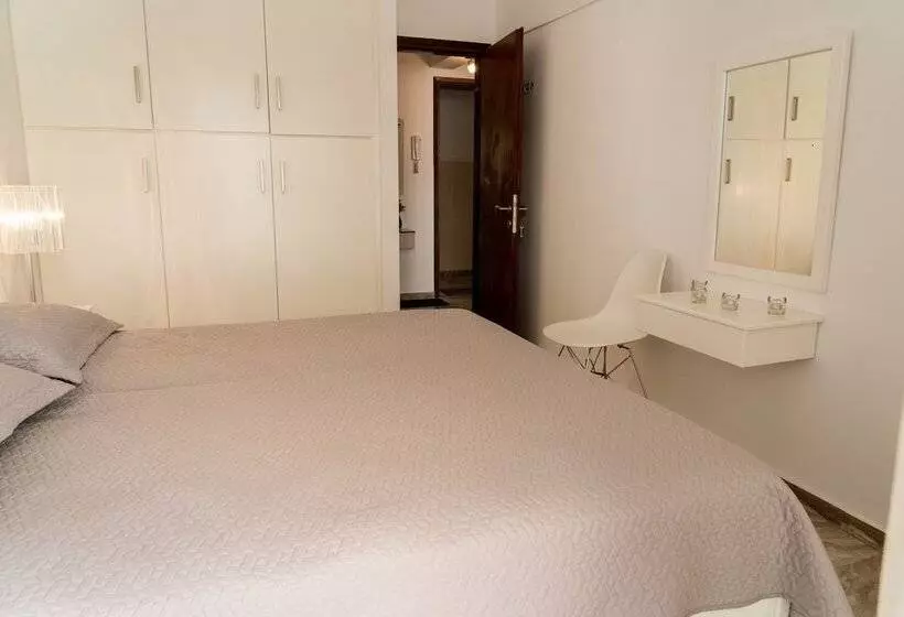 Hotelli Zennova Aelia Apartments 6