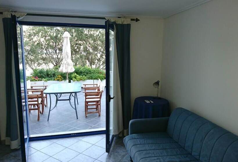 펜션 Aliki Studios