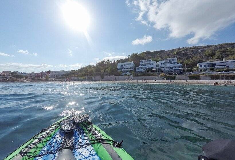 펜션 Aliki Studios