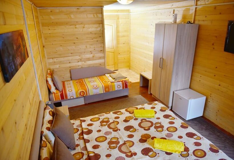 پانسیون Etno Apartmani Konoba Starcevo