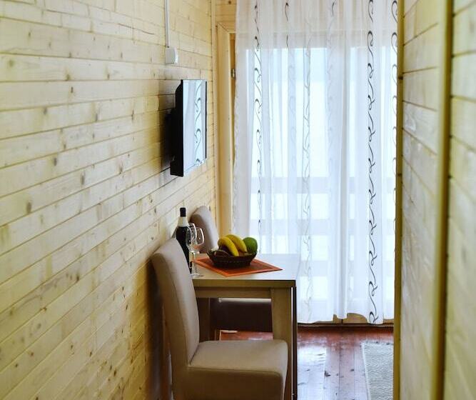 پانسیون Etno Apartmani Konoba Starcevo