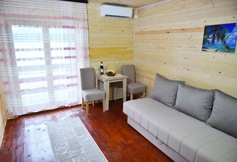 پانسیون Etno Apartmani Konoba Starcevo