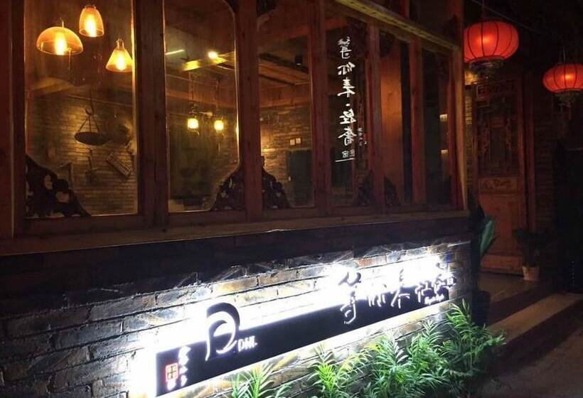 פנסיון Fenghuang Waiting For You Guest House