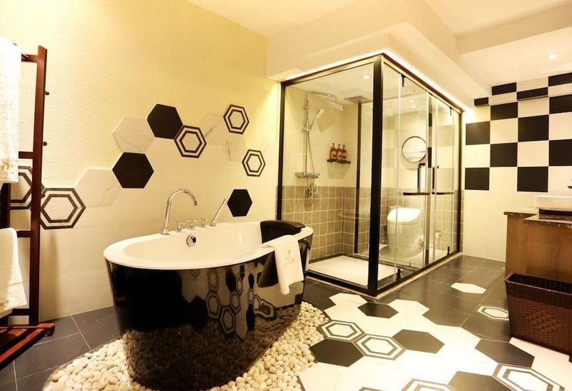 פנסיון Fenghuang Waiting For You Guest House