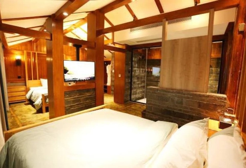 פנסיון Fenghuang Waiting For You Guest House