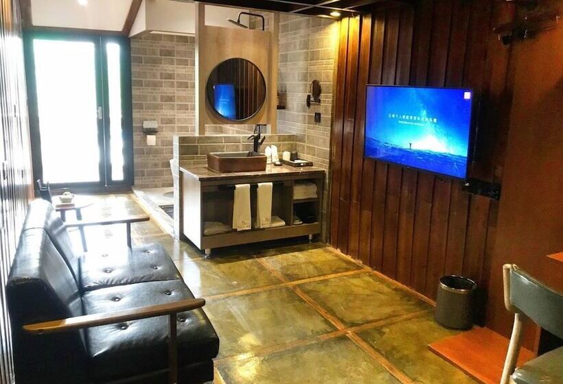 פנסיון Fenghuang Waiting For You Guest House