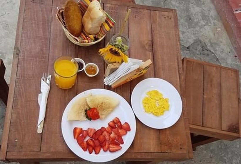 پانسیون Hostal Girasol