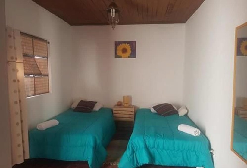 پانسیون Hostal Girasol