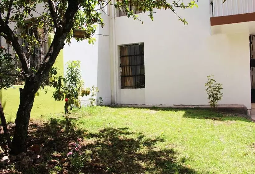 پانسیون Mosoqpacha Casa Hostel