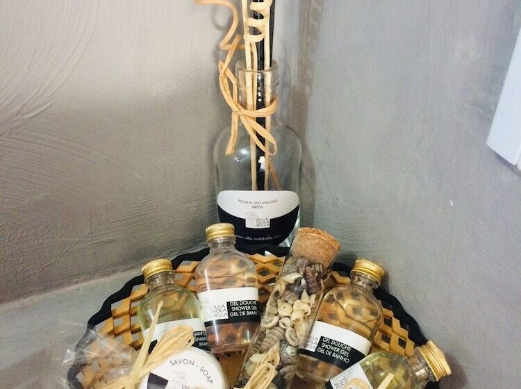 膳宿费 Villa Isola Bella