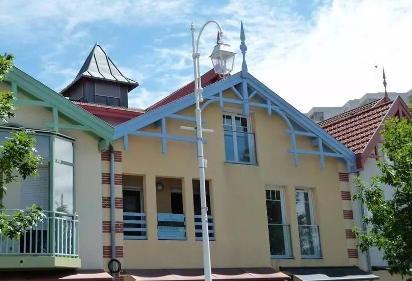 Weekend Hotel Les Pieds Dans L Eau