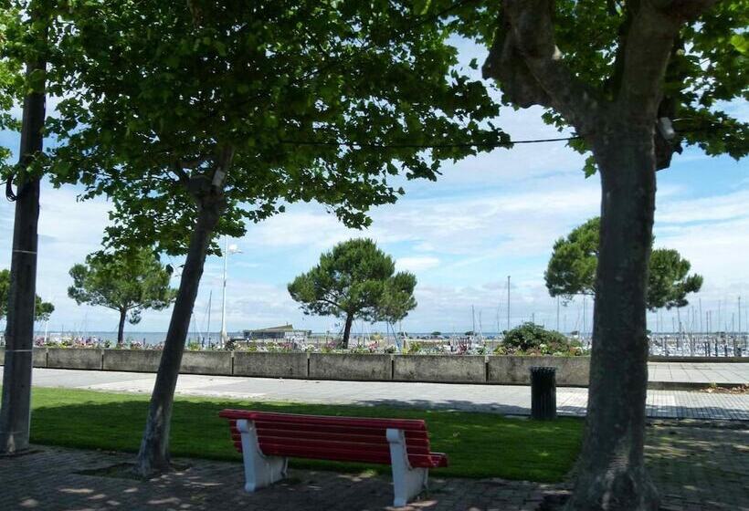 Weekend Hotel Les Pieds Dans L Eau