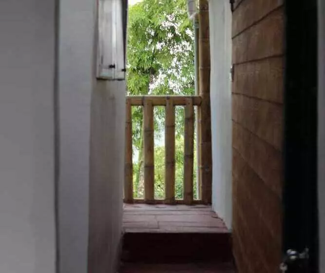 ユースホステル Hostal Macondo