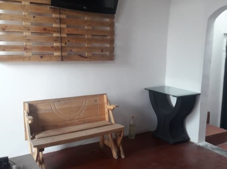 هاستل Hostal Macondo