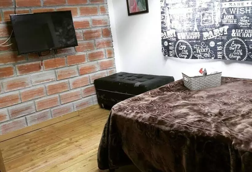 ユースホステル Hostal Macondo