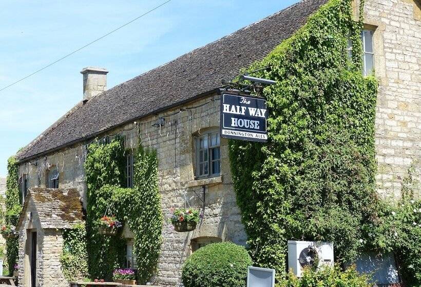 مسافرخانه Halfway House