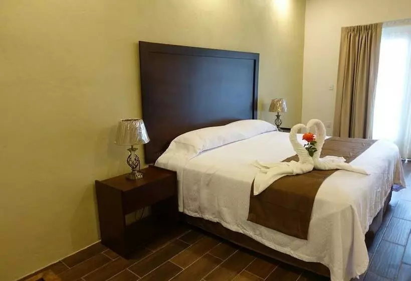 Hotelli Camponuevo