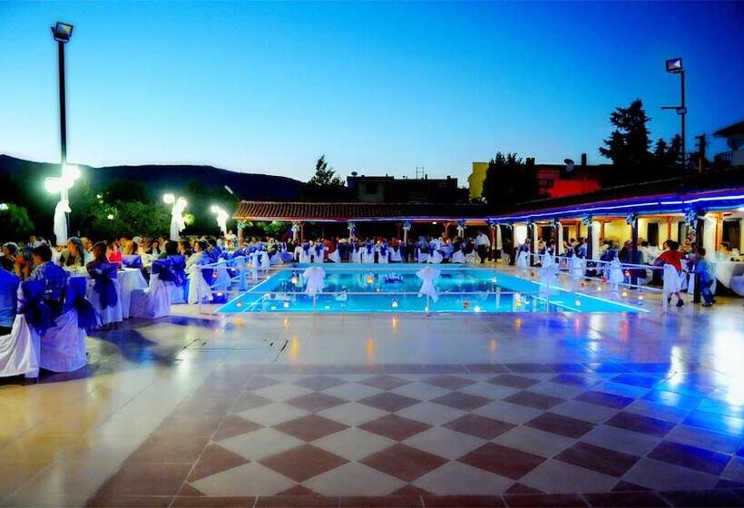 فندق Caravan Camping