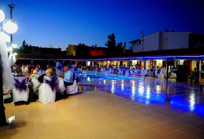 فندق Caravan Camping