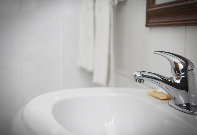 ホテル Hostal Turistico Titikaka