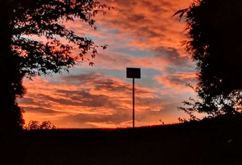 호텔 Inn At Riverbend