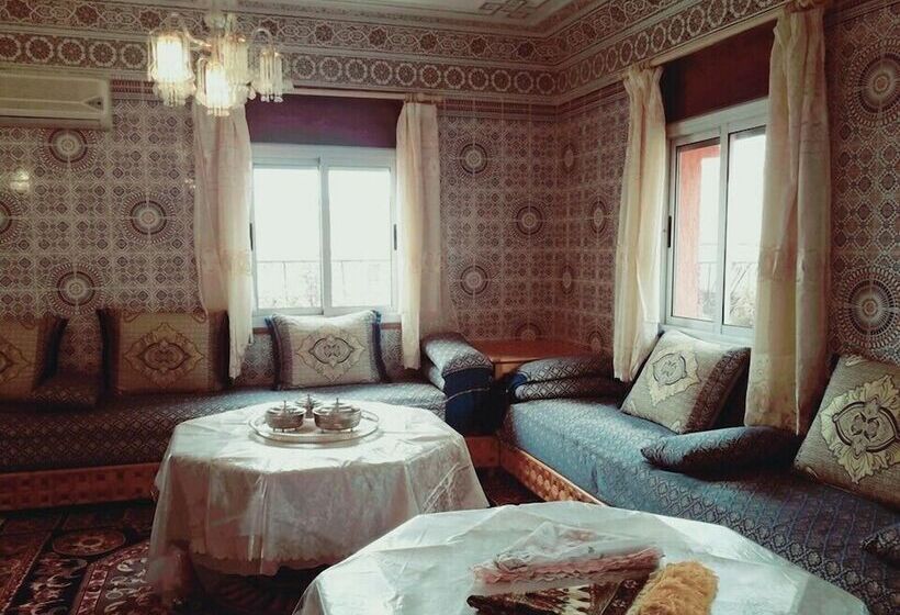 בית מלון כפרי La Paillade