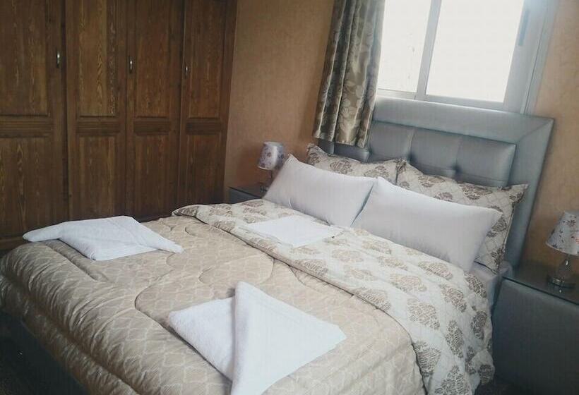 בית מלון כפרי La Paillade