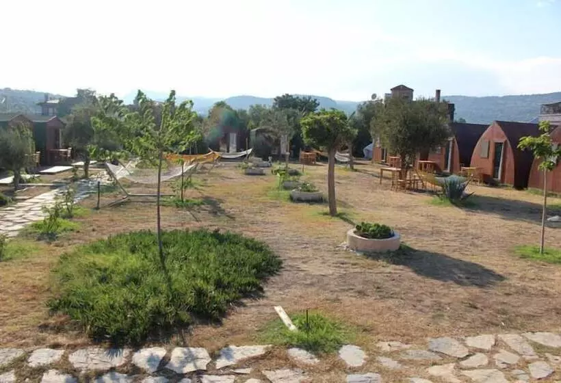 Hotelli Metis Bungalow