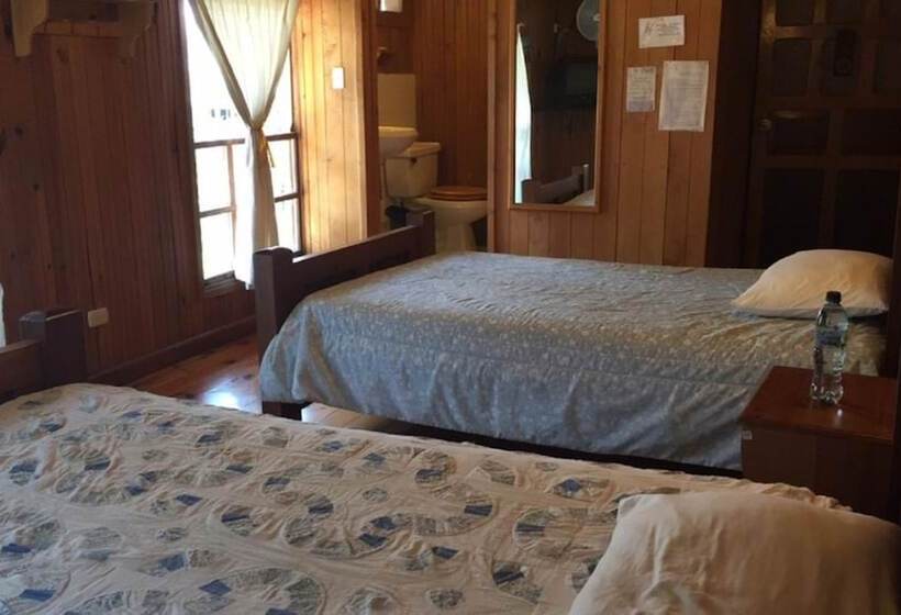 هتل Posada De Carlos V