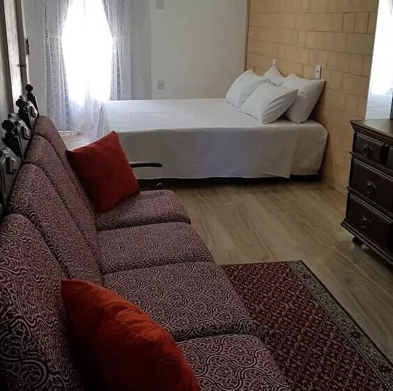 هتل Pousada Quinta Da Vila