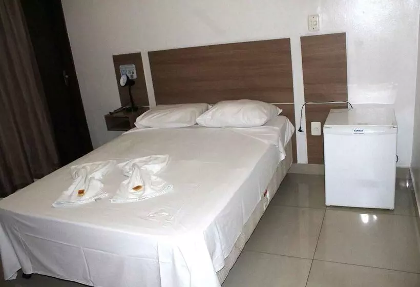 Hotelli Pousada Sarumar