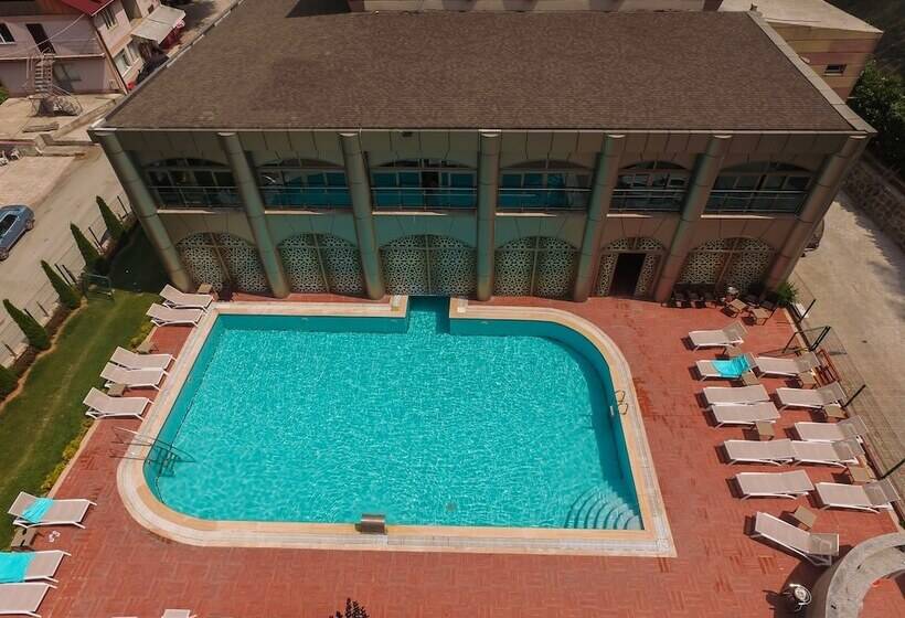 בית מלון כפרי Sarot Termal Park Resort & Spa   Halal