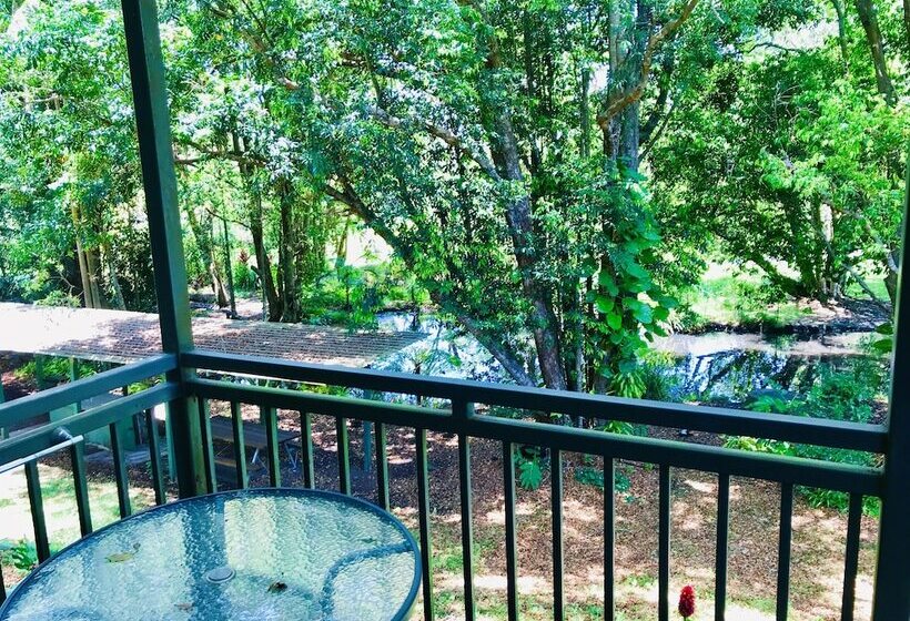 Lilyponds Holiday Park