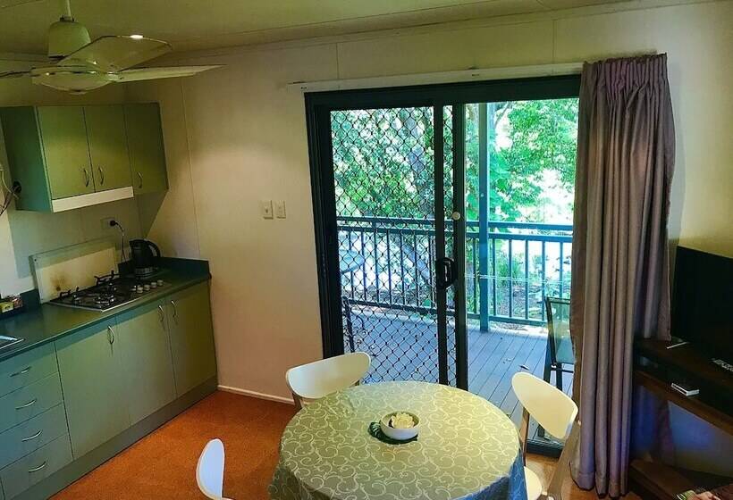 Lilyponds Holiday Park