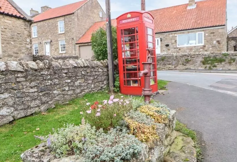 Magnolia Cottage