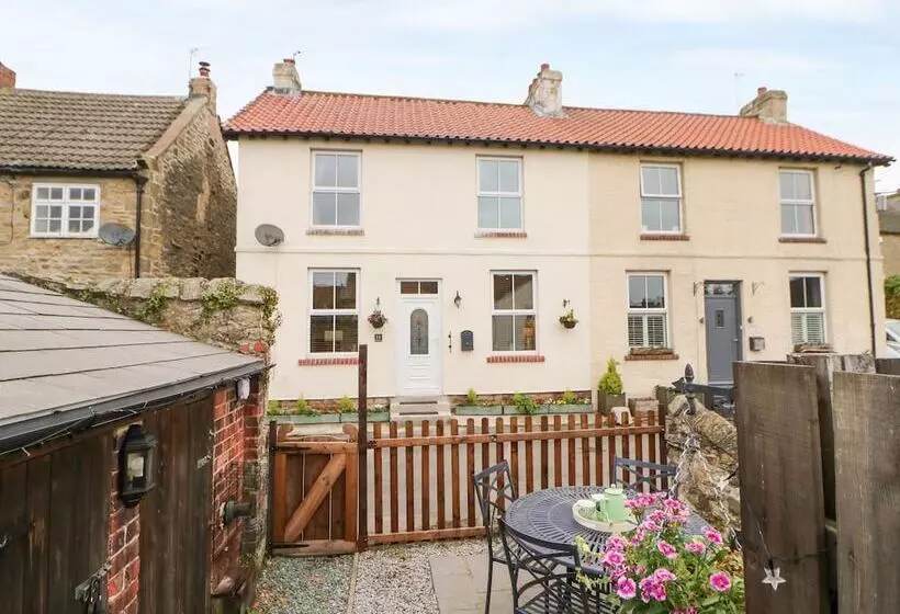 Magnolia Cottage