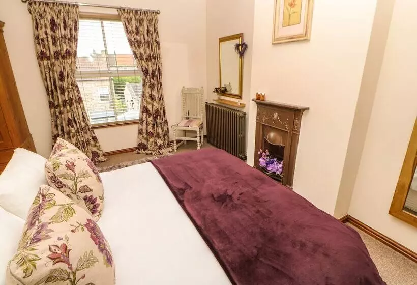 Magnolia Cottage