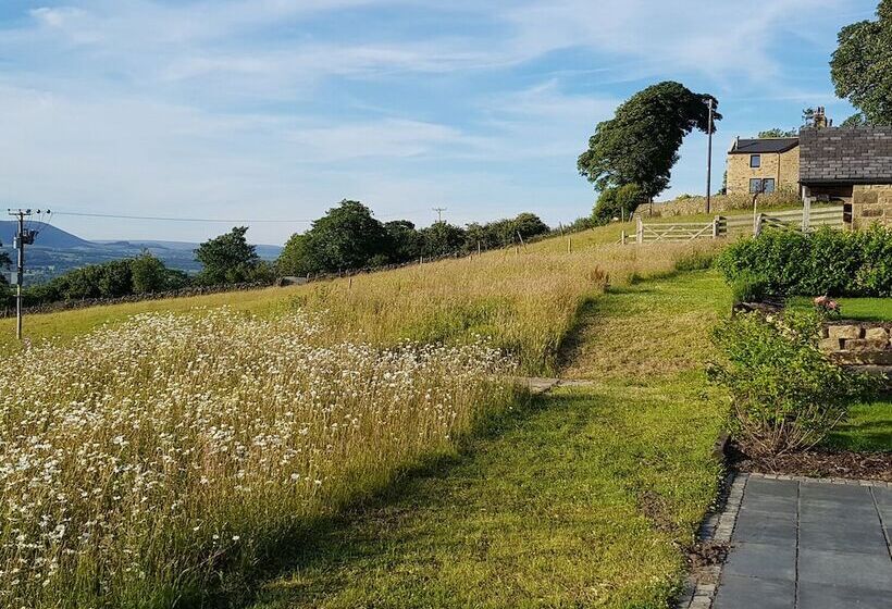 Meadow Cottage At Hill Top Farm