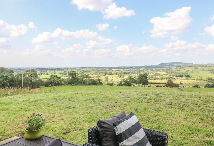 Meadow Cottage At Hill Top Farm