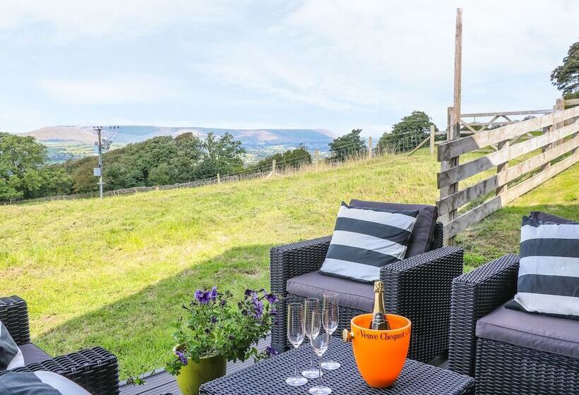 Meadow Cottage At Hill Top Farm