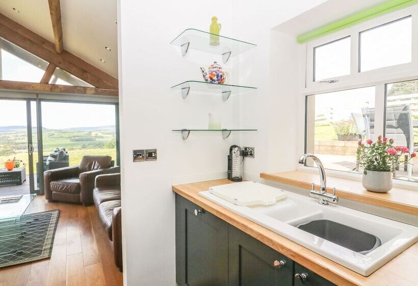 Meadow Cottage At Hill Top Farm