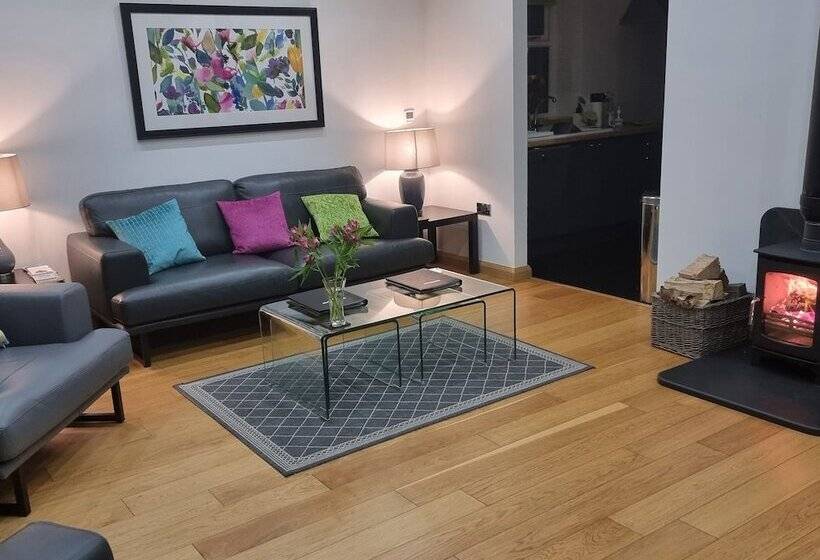 Meadow Cottage At Hill Top Farm