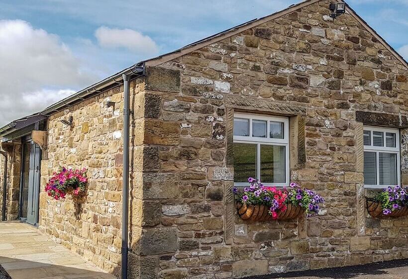 Meadow Cottage At Hill Top Farm