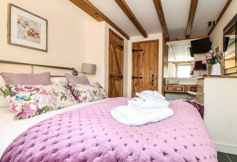 Oak Cottage