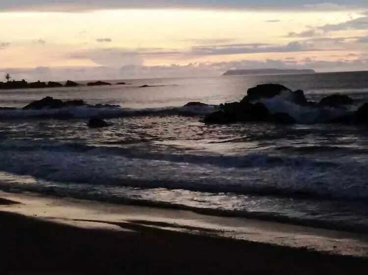 ペンション Cabinasyafethosa Caletas